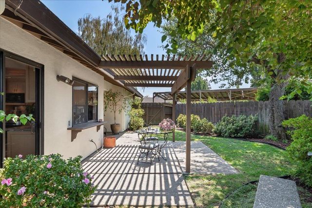 6310 Chesapeake Cir, Stockton, CA 95219