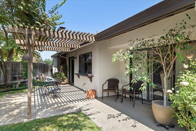 6310 Chesapeake Cir, Stockton, CA 95219