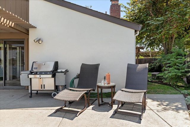 6310 Chesapeake Cir, Stockton, CA 95219
