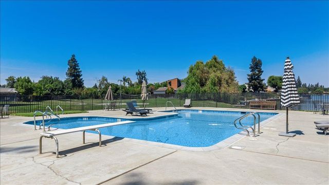 6310 Chesapeake Cir, Stockton, CA 95219