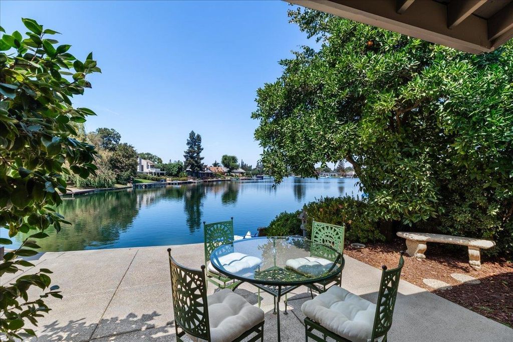 6310 Chesapeake Cir, Stockton, CA 95219