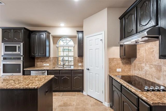 120 Sweet Gum Street, Red Oak, TX 75154