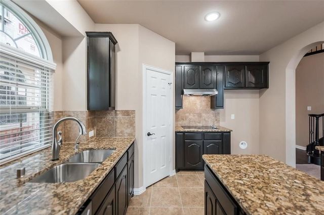 120 Sweet Gum Street, Red Oak, TX 75154