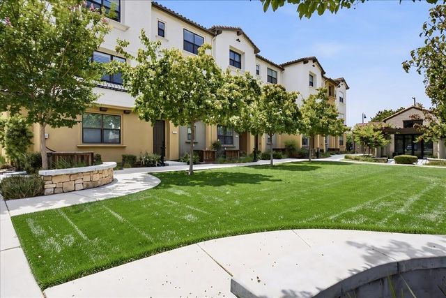 390 Camarillo Terrace, Sunnyvale, CA 94085