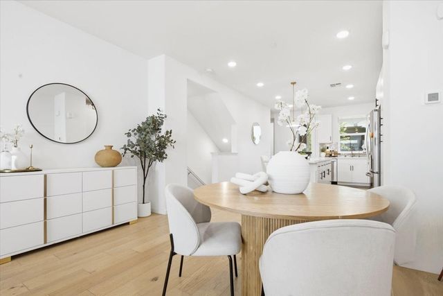 390 Camarillo Terrace, Sunnyvale, CA 94085