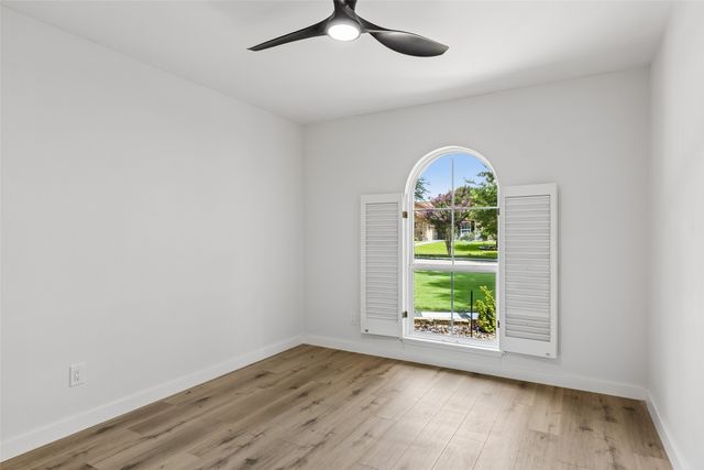 6724 Leameadow Drive, Dallas, TX 75248