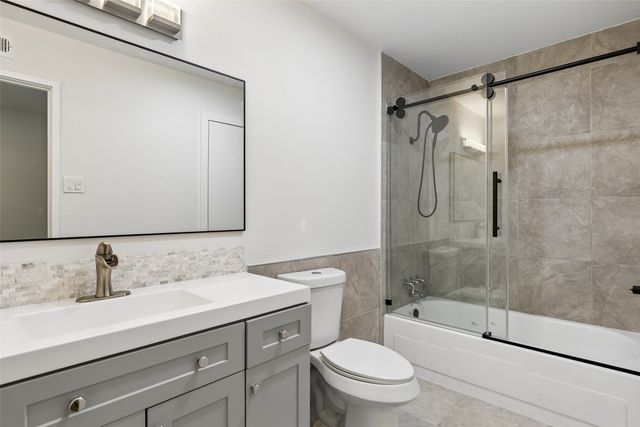 6724 Leameadow Drive, Dallas, TX 75248