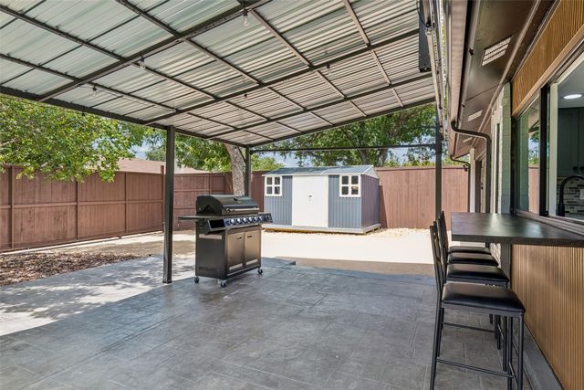 6724 Leameadow Drive, Dallas, TX 75248