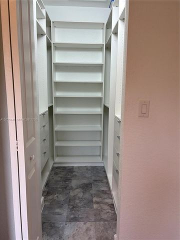 11384 W 34th Way, Hialeah, FL 33018