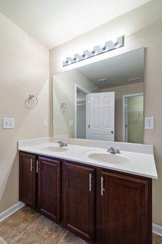 1030 Ashmore Dr, Nashville, TN 37211