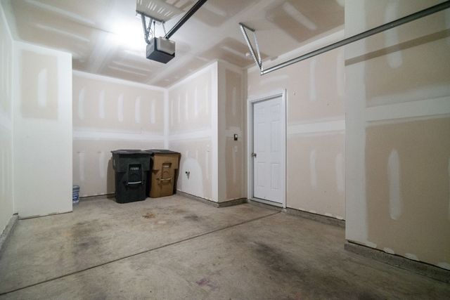 1030 Ashmore Dr, Nashville, TN 37211