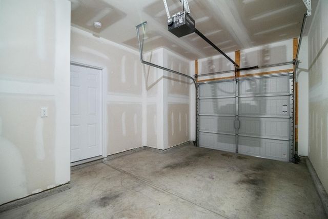 1030 Ashmore Dr, Nashville, TN 37211