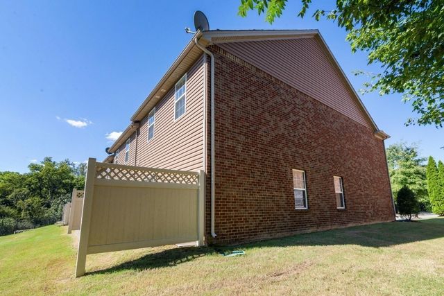 1030 Ashmore Dr, Nashville, TN 37211