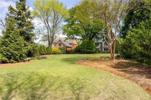 1045 Sandtown Place Drive SW, Marietta, GA 30064