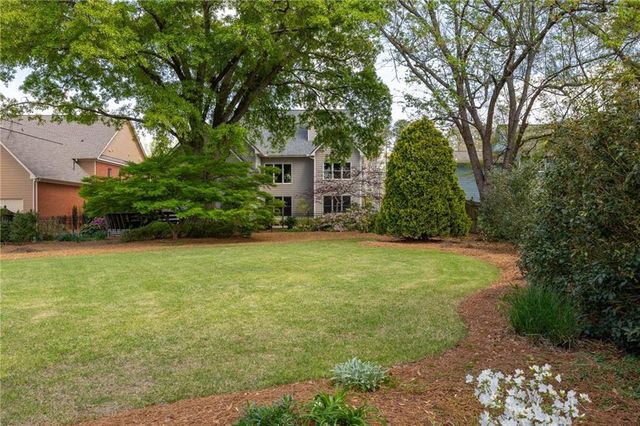 1045 Sandtown Place Drive SW, Marietta, GA 30064