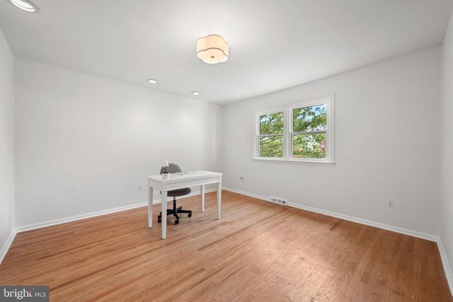 296 BARWYNNE RD, Wynnewood, PA 19096