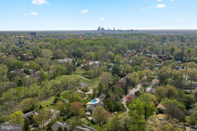 296 BARWYNNE RD, Wynnewood, PA 19096