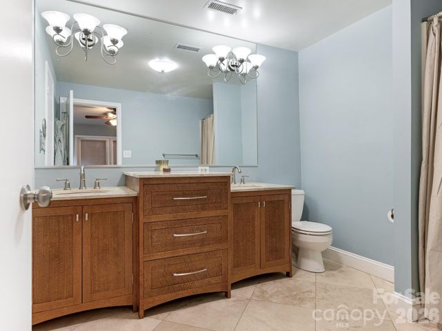 5634 Wedgewood Drive, Charlotte, NC 28210
