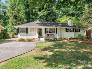 5634 Wedgewood Drive, Charlotte, NC 28210