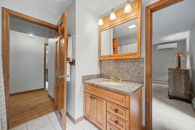 24B River Street, Upton, MA 01568