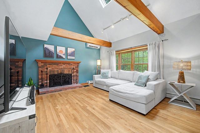 24B River Street, Upton, MA 01568
