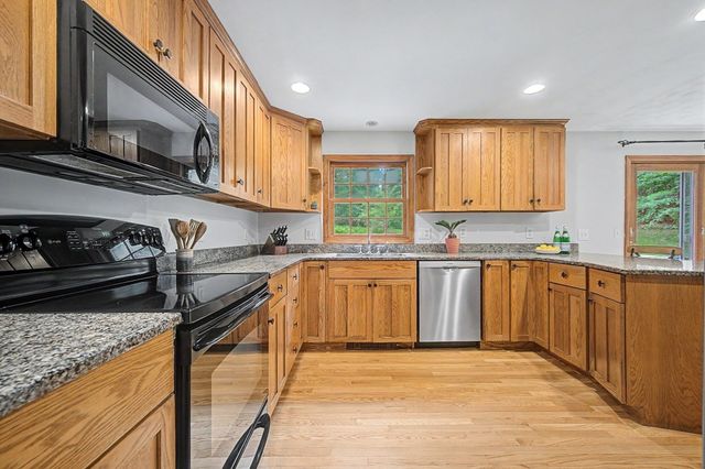 24B River Street, Upton, MA 01568