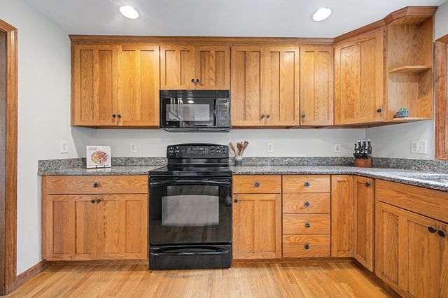 24B River Street, Upton, MA 01568