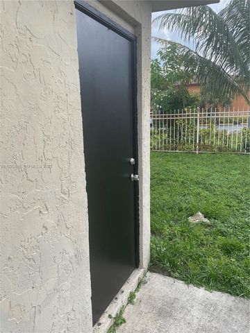 2481 NW 13th Ct 1-2, Fort Lauderdale, FL 33311