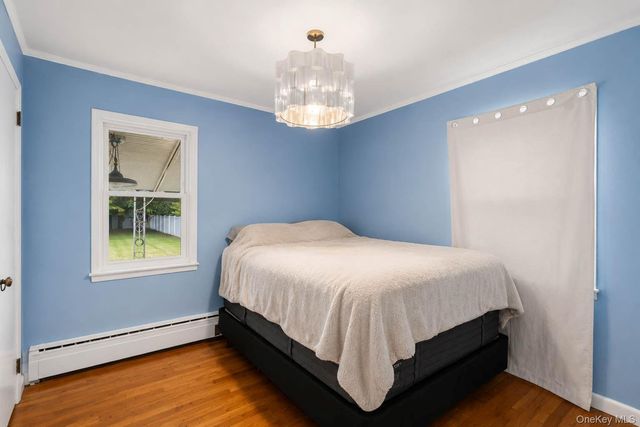 101 Spruce Avenue, Bethpage, NY 11714