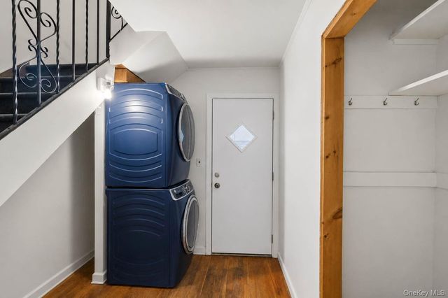 101 Spruce Avenue, Bethpage, NY 11714