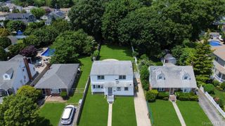 101 Spruce Avenue, Bethpage, NY 11714