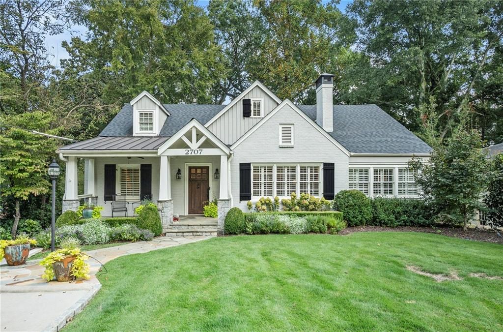 2707 Sharondale NE Drive, Atlanta, GA 30305