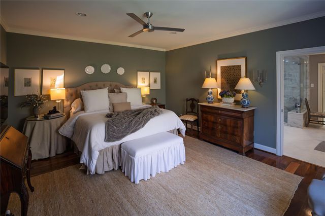 9590 Longmont Drive, Houston, TX 77063