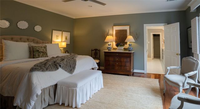 9590 Longmont Drive, Houston, TX 77063