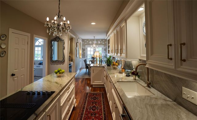 9590 Longmont Drive, Houston, TX 77063