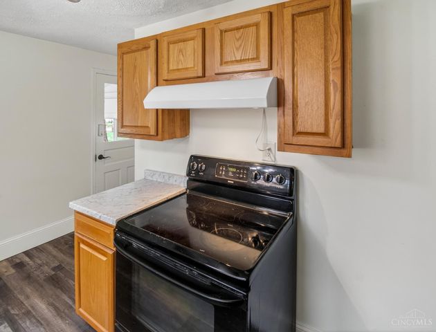 8371 S St Rt 48, Maineville, OH 45039