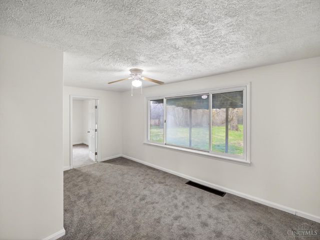 8371 S St Rt 48, Maineville, OH 45039