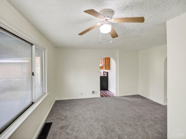 8371 S St Rt 48, Maineville, OH 45039