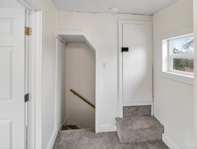 8371 S St Rt 48, Maineville, OH 45039