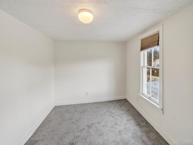 8371 S St Rt 48, Maineville, OH 45039