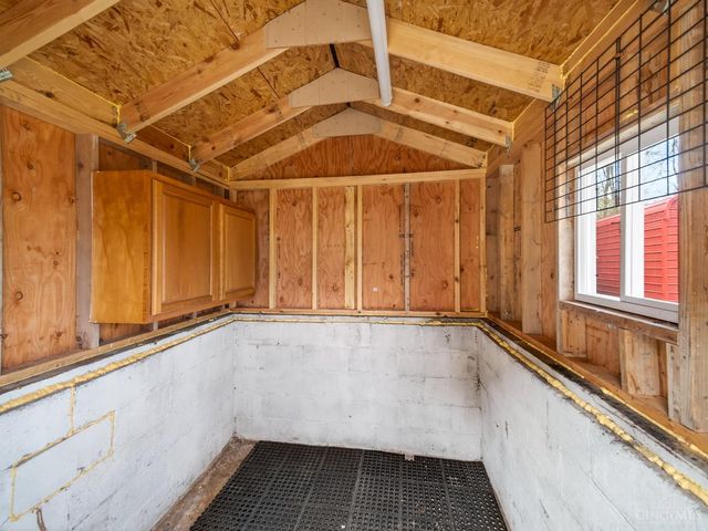 8371 S St Rt 48, Maineville, OH 45039