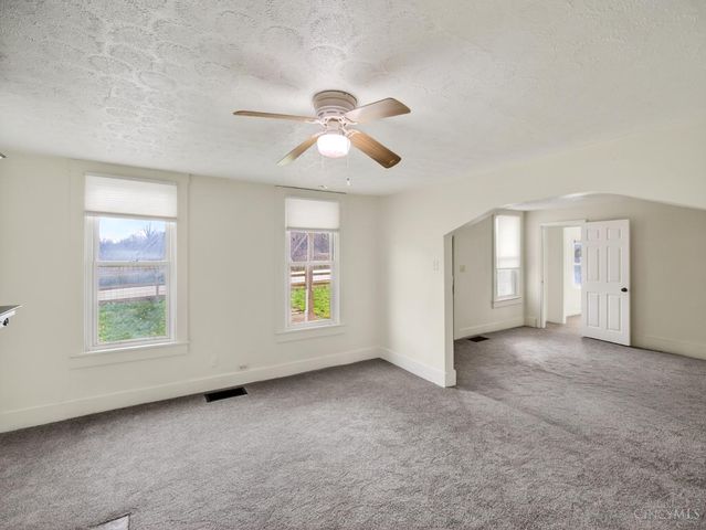 8371 S St Rt 48, Maineville, OH 45039