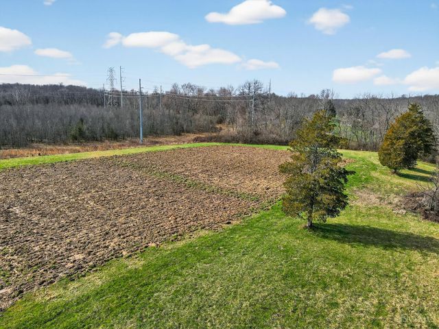 8371 S St Rt 48, Maineville, OH 45039