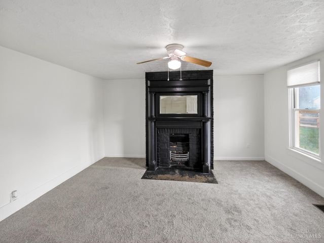 8371 S St Rt 48, Maineville, OH 45039