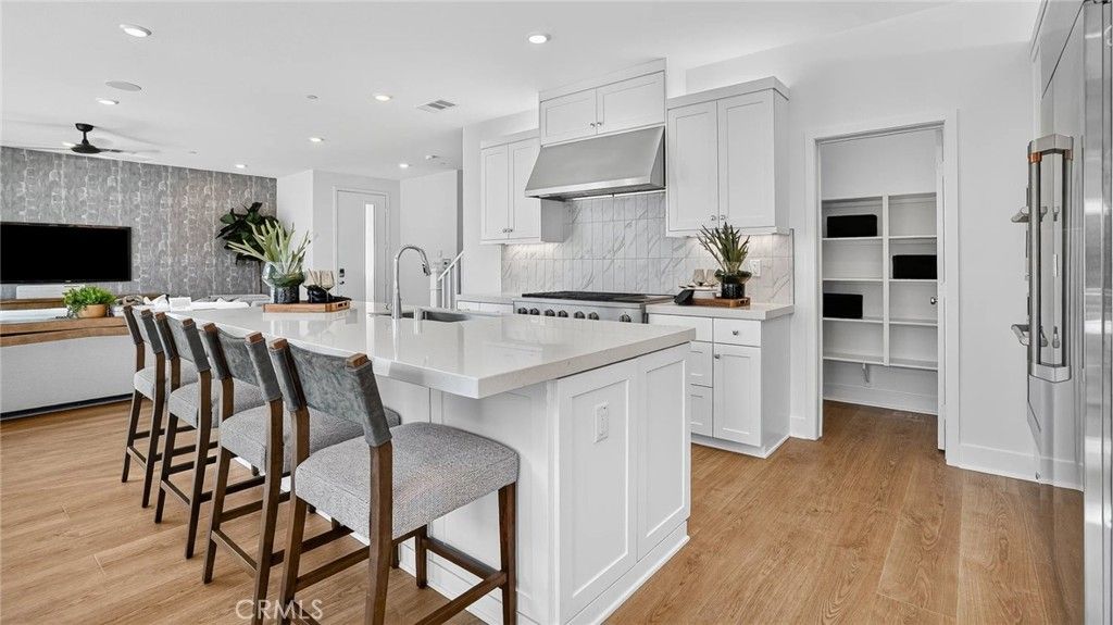27129 Prominence Lane, Valencia, CA 91381 — exterior