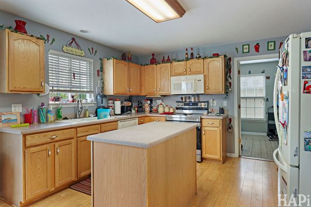 1909 Hemlock Drive, Mchenry, IL 60050