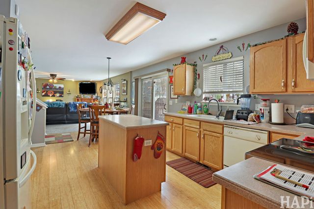 1909 Hemlock Drive, Mchenry, IL 60050
