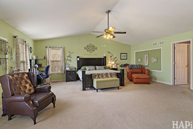 1909 Hemlock Drive, Mchenry, IL 60050