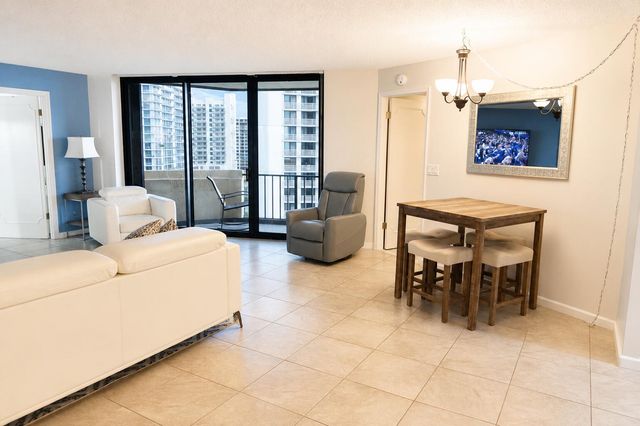 2800 N Ocean Drive B-12c, Singer Island, FL 33404