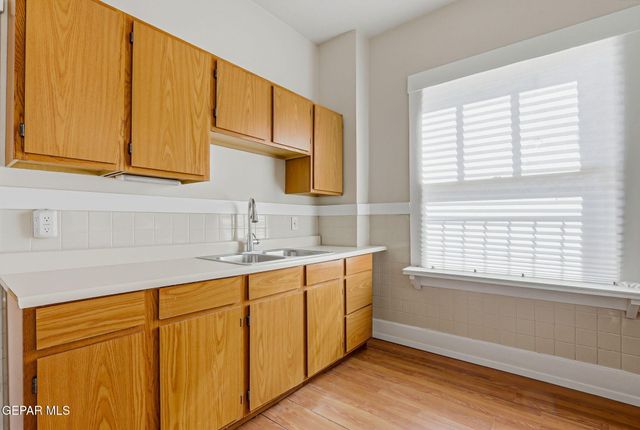 3118 E Yandell Drive, El Paso, TX 79903